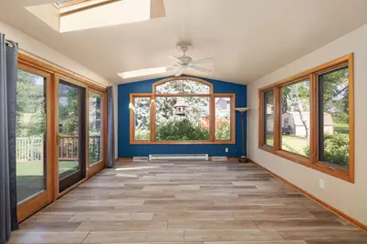 320 W Elm Street, Sun Prairie, WI 53590 - Photo 2