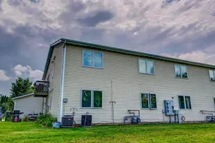 18 N Bartelt Ct, Madison, WI 53704 - Photo 34