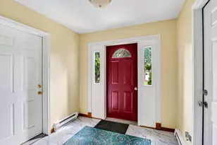 18 N Bartelt Ct, Madison, WI 53704 - Photo 6