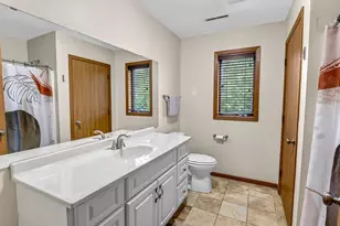 18 N Bartelt Ct, Madison, WI 53704 - Photo 14