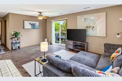 18 N Bartelt Court #4, Madison, WI 53704 - Photo 4