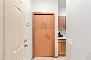 1339 Carpenter St, Madison, WI 53704 - Photo 32