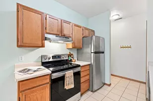 1339 Carpenter St, Madison, WI 53704 - Photo 14