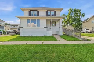 10 N Watertown St, Waupun, WI 53963 - Photo 1