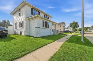 10 N Watertown St, Waupun, WI 53963 - Photo 16