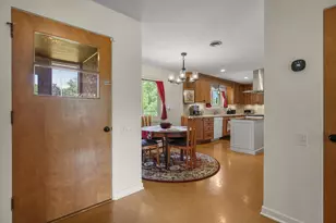301 Valley View St, Verona, WI 53593 - Photo 6