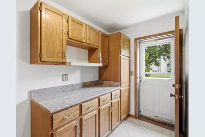 W169N10806 Redwood Lane, Germantown, WI 53022 - Photo 28