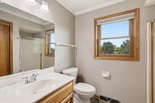 W169N10806 Redwood Ln, Germantown, WI 53022 - Photo 34