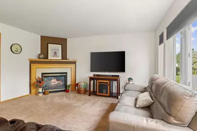 312 Tanglewood Court, Cottage Grove, WI 53527 - Photo 14