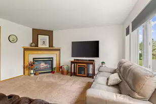 312 Tanglewood Ct, Cottage Grove, WI 53527 - Photo 14