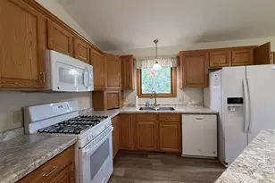 401 Hillwood Ln, Friendship, WI 53934 - Photo 8