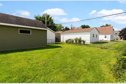 460 S Blackhawk Street, Janesville, WI 53545 - Photo 26