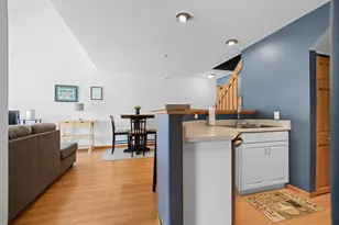 18 Kings Mill Cir, Madison, WI 53718 - Photo 4