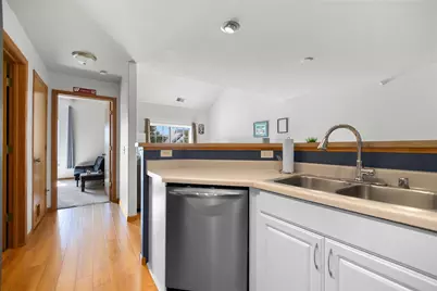 18 Kings Mill Circle #304, Madison, WI 53718 - Photo 6