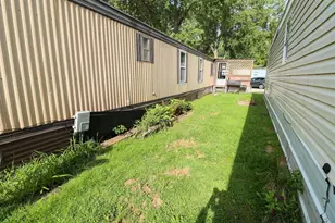 W5631 State Road, La Crosse, WI 54601 - Photo 16