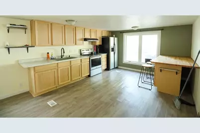 W5631 State Road #37, La Crosse, WI 54601 - Photo 4