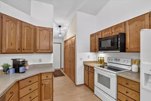 5316 N Cypress Dr, Milton, WI 53563 - Photo 16