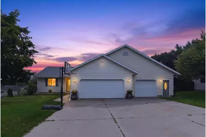 423 Sunset Drive, Poynette, WI 53955 - Photo 1