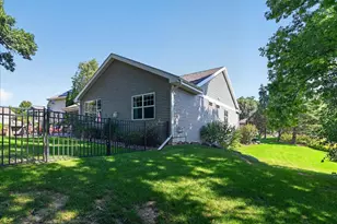 3083 Barrington Hills Ct, Fitchburg, WI 53711 - Photo 16