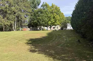 44 West St, Clintonville, WI 54929 - Photo 8