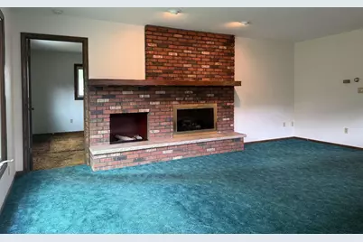 44 West Street, Clintonville, WI 54929 - Photo 10