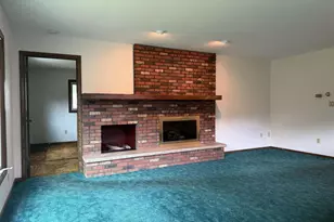 44 West St, Clintonville, WI 54929 - Photo 10