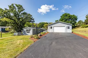 815 Union St, Mineral Point, WI 53565 - Photo 36