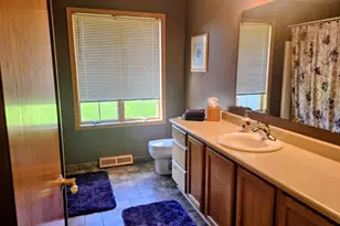1604 Evergreen Dr, Janesville, WI 53546 - Photo 10