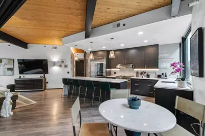 211 S Henry Street #201, Madison, WI 53703 - Photo 10