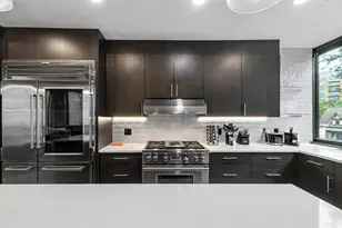 211 S Henry St, Madison, WI 53703 - Photo 2