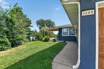4686-4688 Capitol View Road, Middleton, WI 53562 - Photo 4
