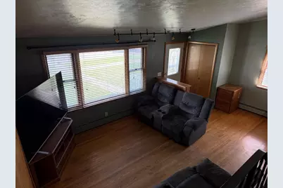 549 N Grant Avenue, Janesville, WI 53548 - Photo 4