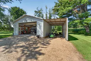 3425 Meadow Rd, Verona, WI 53593 - Photo 4