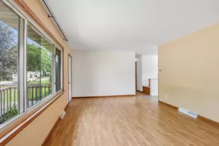 217 Dallas St, Sauk City, WI 53583 - Photo 6