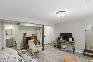 819 E Edgewater St, Portage, WI 53901 - Photo 18