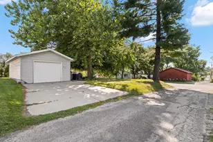 529 W Cook St, Portage, WI 53901 - Photo 44