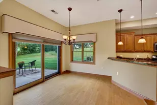 9001 Hawks Reserve Ln, Verona, WI 53593 - Photo 18