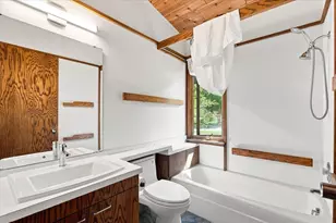 6402 Inner Dr, Madison, WI 53705 - Photo 26
