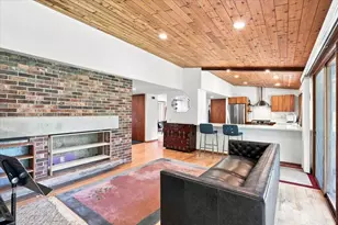 6402 Inner Dr, Madison, WI 53705 - Photo 4