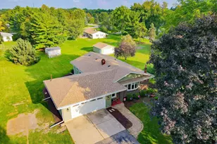 5110 N Waverly Dr, Milton, WI 53563 - Photo 2