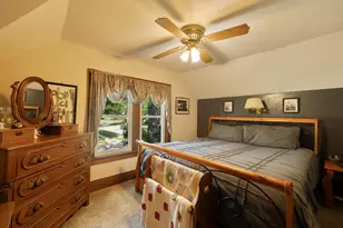 1020 Wood St, Baraboo, WI 53913 - Photo 18