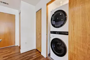 309 W Washington Ave, Madison, WI 53703 - Photo 4