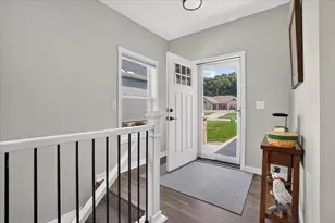 3835 Tanglewood Pl, Janesville, WI 53546 - Photo 4