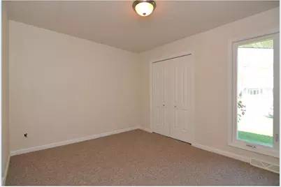 5556 Rainbow Road, Waunakee, WI 53597 - Photo 14