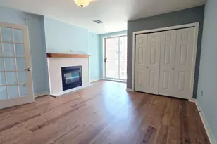 360 W Washington Ave, Madison, WI 53703 - Photo 16
