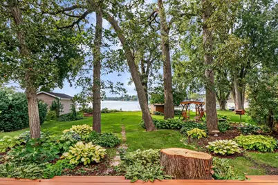 2148 Colladay Point Drive, Stoughton, WI 53589 - Photo 12