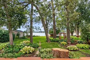 2148 Colladay Point Dr, Stoughton, WI 53589 - Photo 12