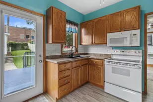 112 W Howard St, Portage, WI 53901 - Photo 10