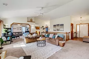 1357 Overlook Pass, Sun Prairie, WI 53590 - Photo 10