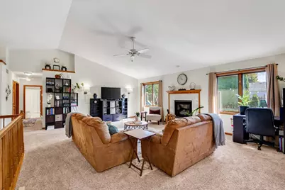 1357 Overlook Pass, Sun Prairie, WI 53590 - Photo 14